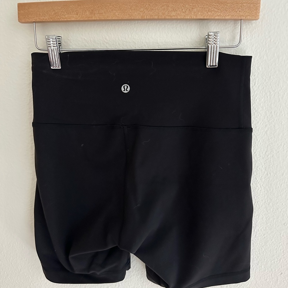 lululemon athletica wonder train Women's Black Shorts